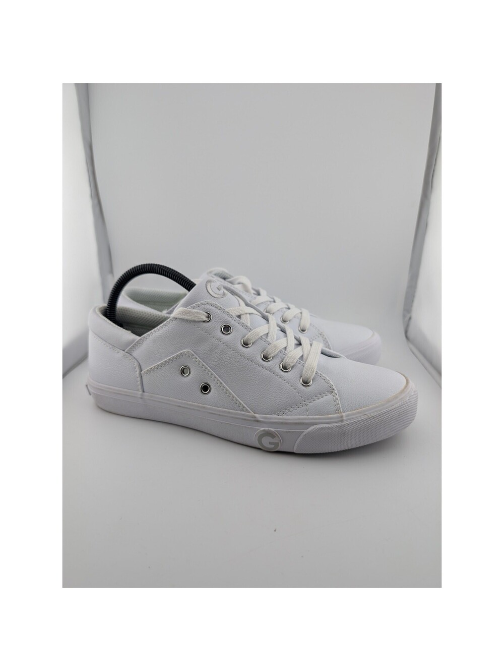 G By Guess Women's Size 9.5 White Leather Sneakers Shoes